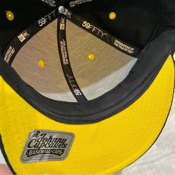 Johnny Cupcakes Bones Baseball Cap X Black Yellow Fitted 7 1/8 (56.8cm) New Era - Picture 7 of 12